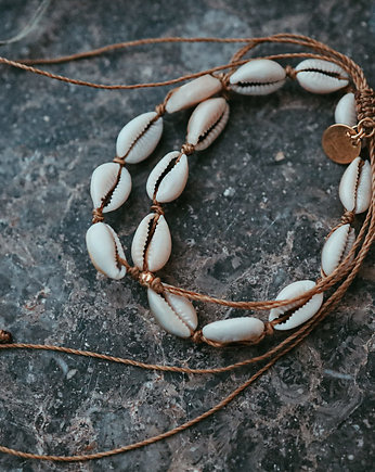 Naszyjnik Kauri, Annpiryt.