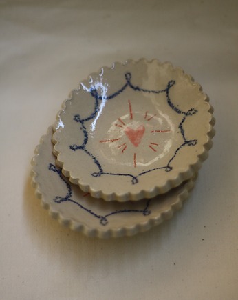 Talerzyk w serca na biżuterię. Ceramika ręcznie robiona, Lvvia ceramics
