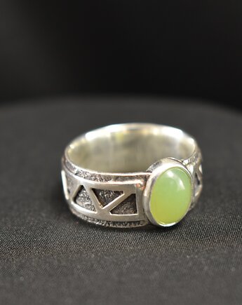 Srebrny pierścionek z jadeitem. Rozmiar PL 21, An Artisan Nova