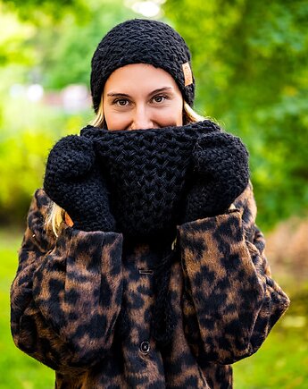 Mały komin MERINO Czarny, Brain Inside