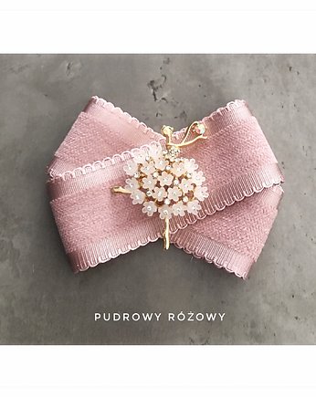 Broszka z Baletnicą z kwiatków NOWOŚĆ 1 szt, Pudrowy Różowy