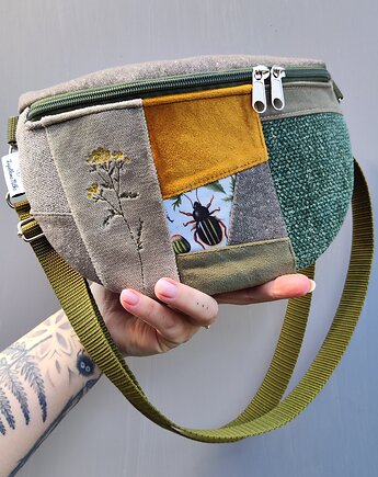 Nerka półksiężyc wrotycz żuczek, Zapętlona Nitka