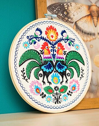 Koguty łowickie - ecru, haft w tamborku 20 cm, Plasun