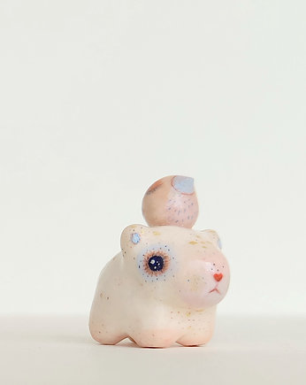 Miniaturowa figurka Misia z Ptaszkiem na grzbiecie, AnimalsAndStrangers