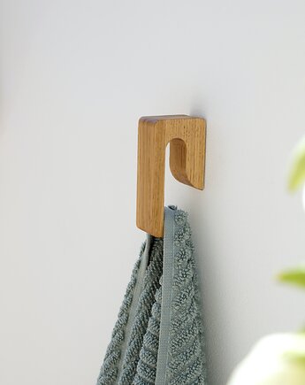 Dębowy wieszak haczyk na ręczniki (wersja samoprzylepna oraz na kołek), POZYTYWNIE W DREWNIE