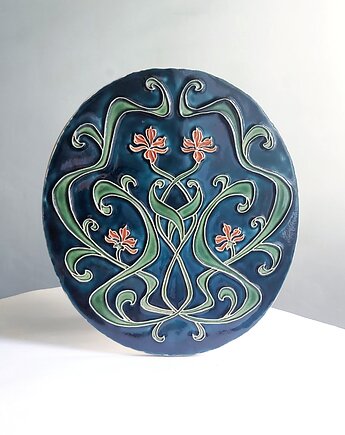 Ceramika dekoracyjna z secesyjnymi kwiatami, Lilianna Maciejka