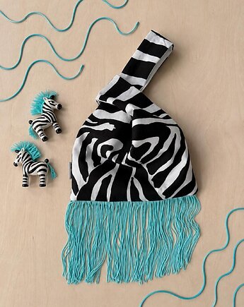 Torebka zebra z błękitnymi frędzlami, na nadgarstek, do ręki, Namineso Drape, Namineso