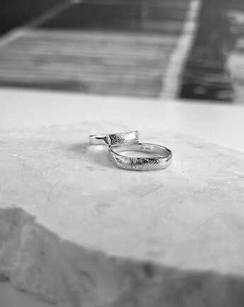 Obrączka srebrna z odciskiem palca, Dotyk, MaMjewellery
