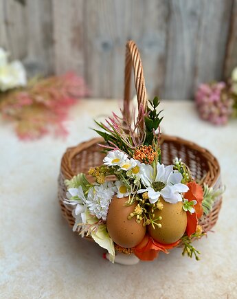 Wielkanocny koszyczek na święconkę, koszyczek z dekoracją, Rosa