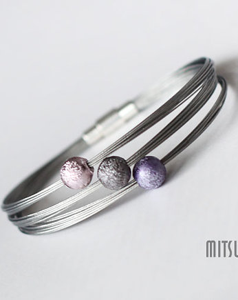 Violet, Mitsu