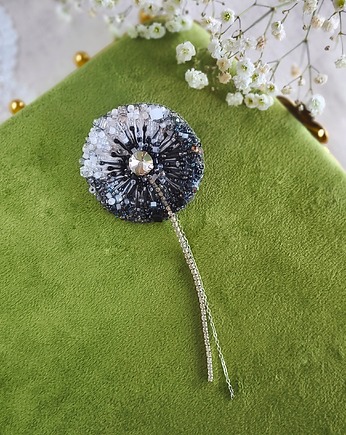 Broszka ręcznie haftowana Dmuchawiec, Broszka na prezent, EcoToysByNastya