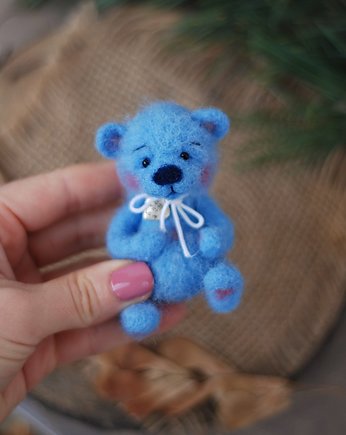Niebieski Miś, BoboLobo Handicraft