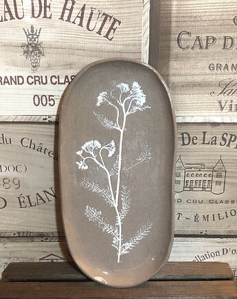 Beżowa patera z kwiatem, Ceramika Echo