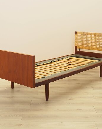 Łóżko tekowe, duński design, lata 60, Hans J. Wegner,  Getama, Przetwory design