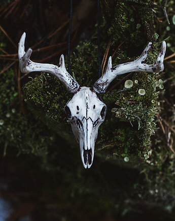 Wisior Czaszka Jelenia, Nest of Bones