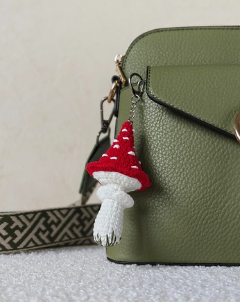 Brelok muchomor bordowy, Grzybek do kluczy, Brelok na prezent, EcoToysByNastya