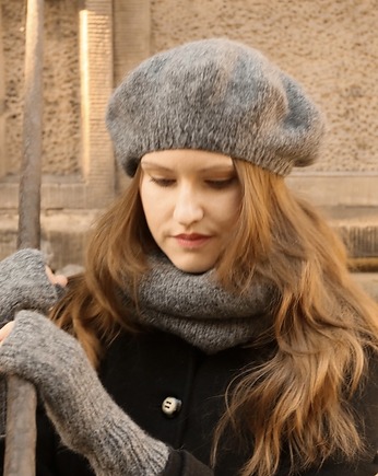 Klasyczny beret z antenką z wełny alpaki ciemnoszary