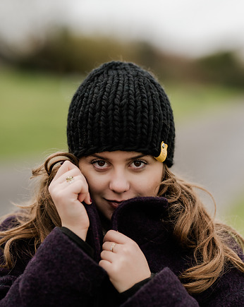 Krótka czapka z wełny peruwiańskiej czarna, sploteka