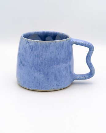 Ceramiczny kubek z falistym uszkiem, panika ceramics