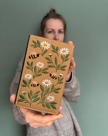 Haftowany portfel - pszczoły, PanFelicjan