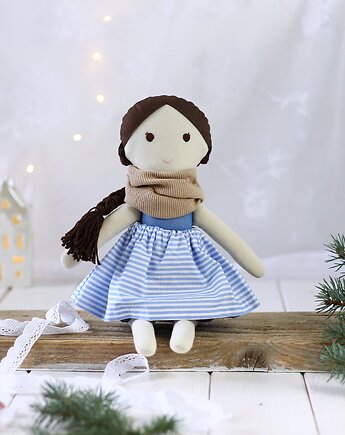 Lala niebieska w spódniczce w paski, szycioteka