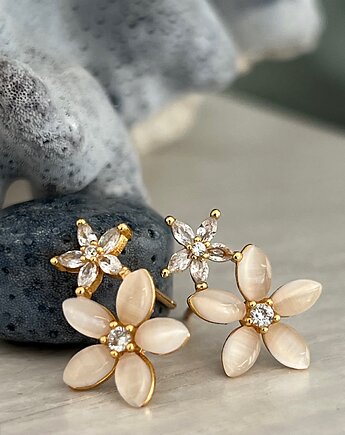 Kolczyki w formie kwiatów z masą perłową i cyrkoniami, srebrne 925, złocone, Ade Art