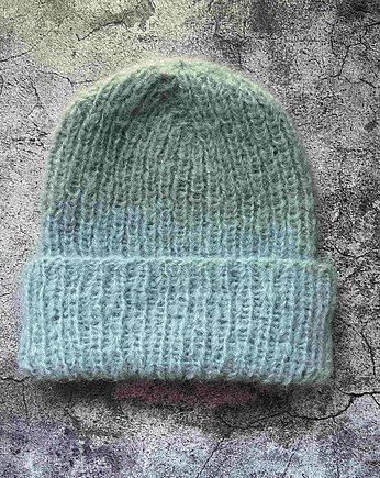 Jesienna czapka Dimma z alpaki i merynosa szałwia, Made by Jaga