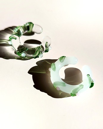 Szklana nausznica z zielonym kwiatem "Sweets", Joanna Muzyka Studio