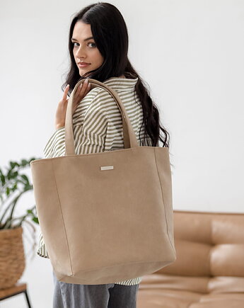 Shopper BASIC z nubuku tapicerskiego w kolorze beżowym, Karolina Audycka