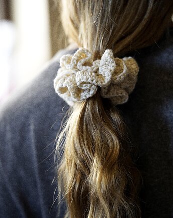 Gumka Silk Scrunchie no.1, Karolina Herra