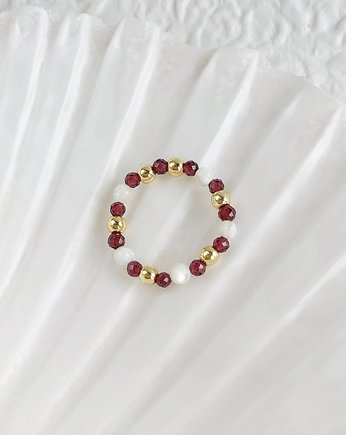 Pierścionek ECHO z Granatami i Masą Perłową, Gleeme Jewellery