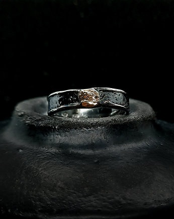 Pierścionek - sygnet NUTA srebro i złoto rozmiar 21-22, ZIĘBA