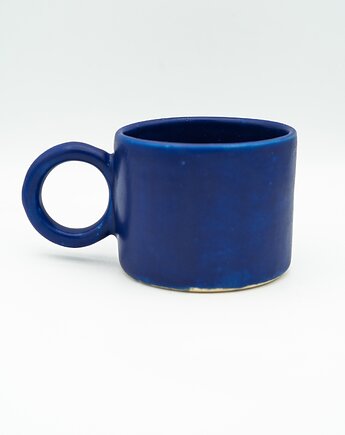 Granatowy ceramiczny kubek z okrągłym uszkiem, panika ceramics