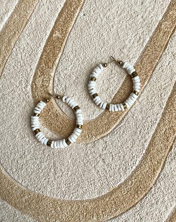 Biało-złote kolczyki koła z muszli, AT NOON