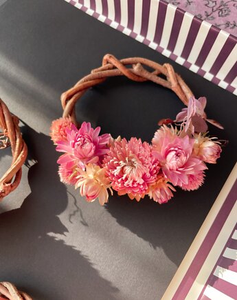 Wianek z suszonymi kwiatami - MINI, Suszony & Co.