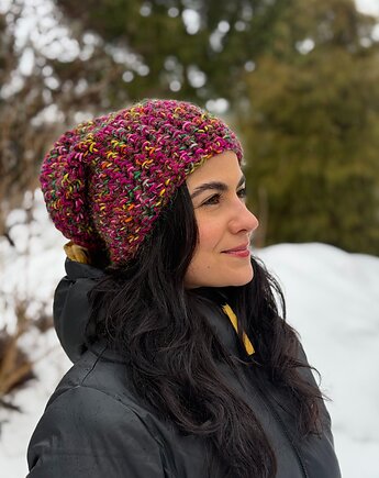 Kolorowa duża czapka beanie z wełną i alpaką, Zasznurowane