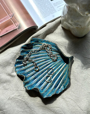 Ceramiczna muszla na biżuterię w kolorach morza, Makatka Polka Ceramiczna