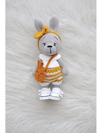 Szarak w ubrankach, Lollipop