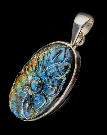 Kwiecisty labradoryt, Pracownia Neores