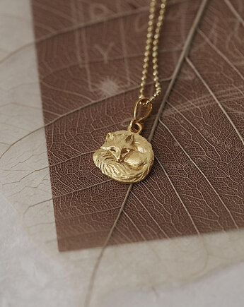 Mini wisiorek z liskiem ze złoconego srebra, Cztery Humory