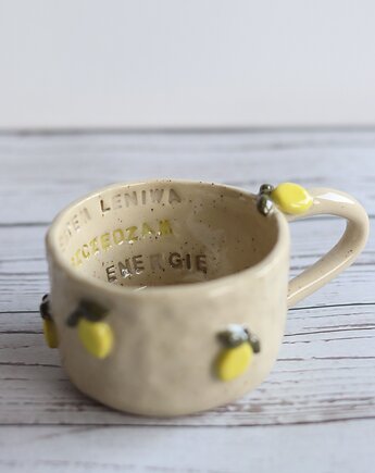 Kubek w Cytryny, Księżycowa bijoux