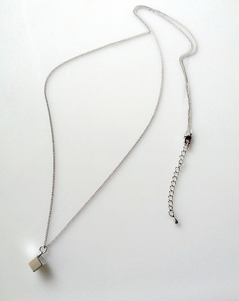 Silver Cube, Mitsu