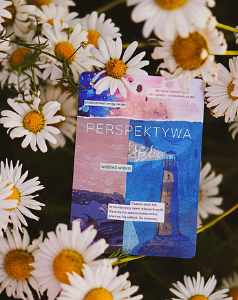 Karty rozwojowe "Pomiędzy", Pracownia Zeszytów