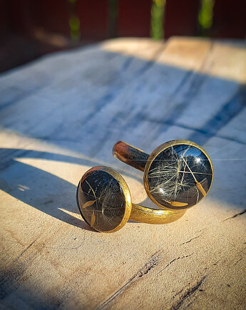 Pierścionek z zatopionym dmuchawcem, Figa handmade accessories