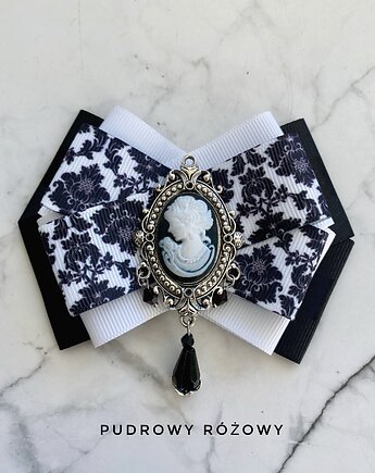 Brosza Kamea Styl Glamour Dama Kameliowa z paciorkami, Pudrowy Różowy