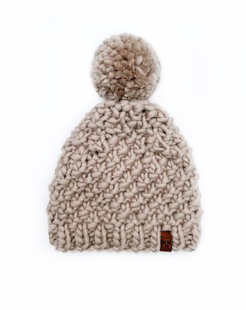 Beżowa czapka z grubej wełny z pomponem, Holy Alpaca Knit