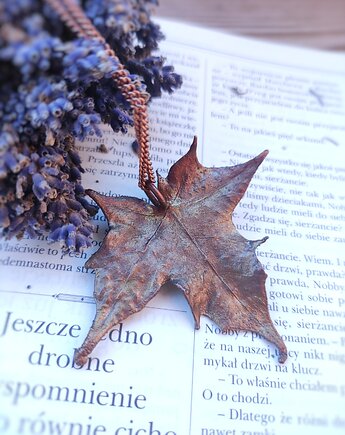 Jesienny Szept wisior miedziany liść klonu, Treemasters Copper Jewelry