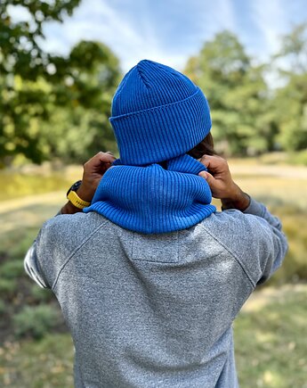 Męska czapka beanie z bawełny logo kolorowe Niebieski Kobalt, Brain Inside