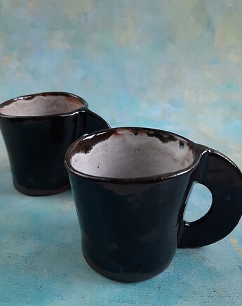 Dwie ręcznie robione eramiczne filizanki do espresso, Ceramika Wydry
