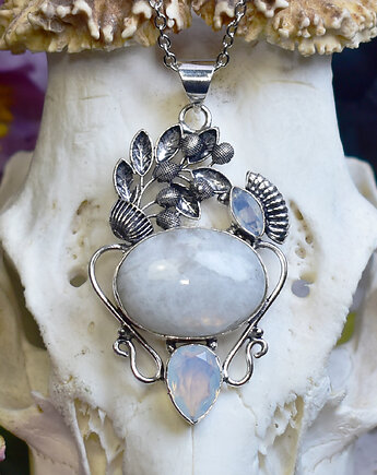 Miedziany posrebrzany roślinny wisiorek z kamieniem księżycowym i opalitami, Spirit Of Copper